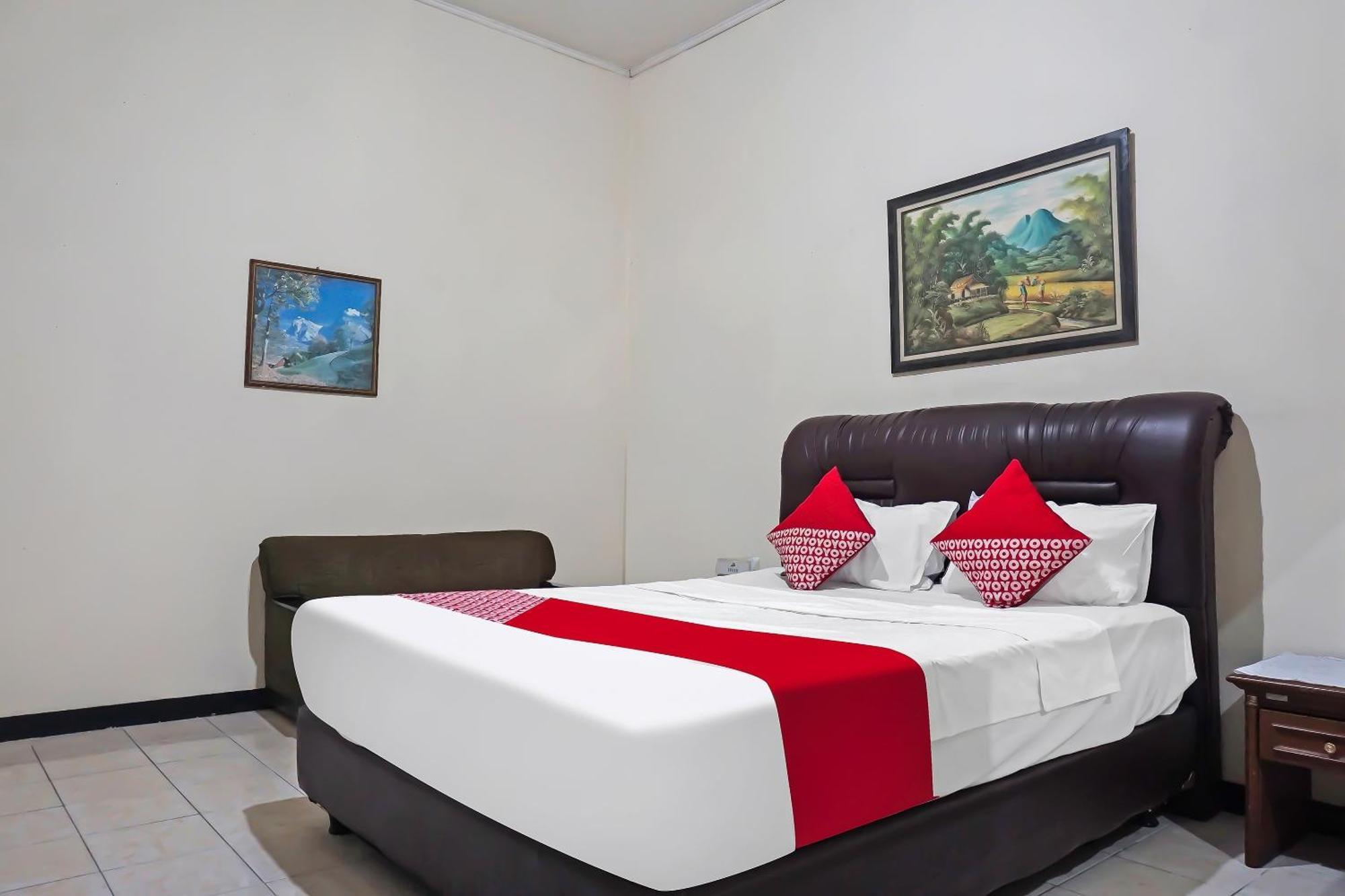 Super Oyo 92134 Hotel 2*